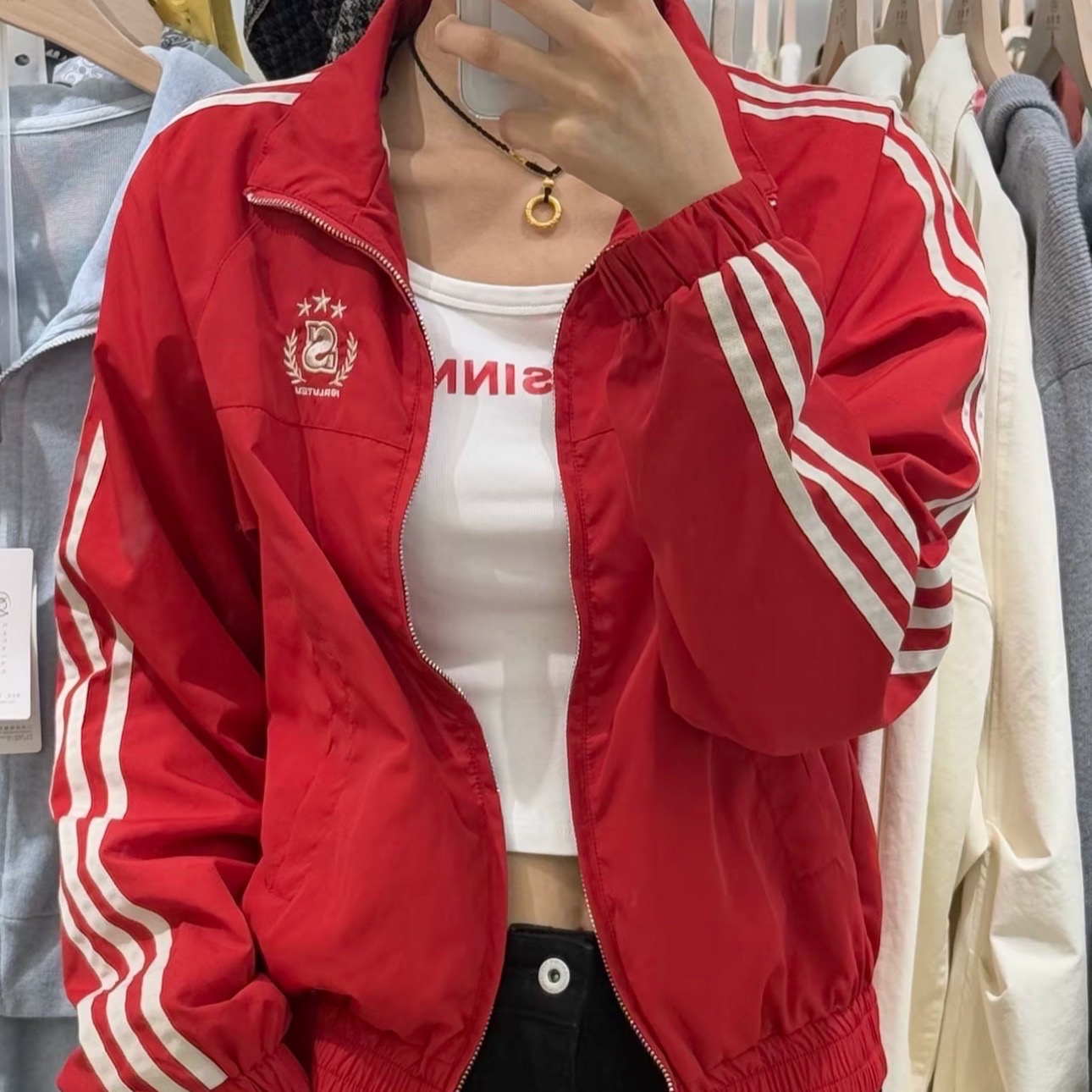 High Quality Thick Cotton Women's Jacket with Multi Pockets - Image 5