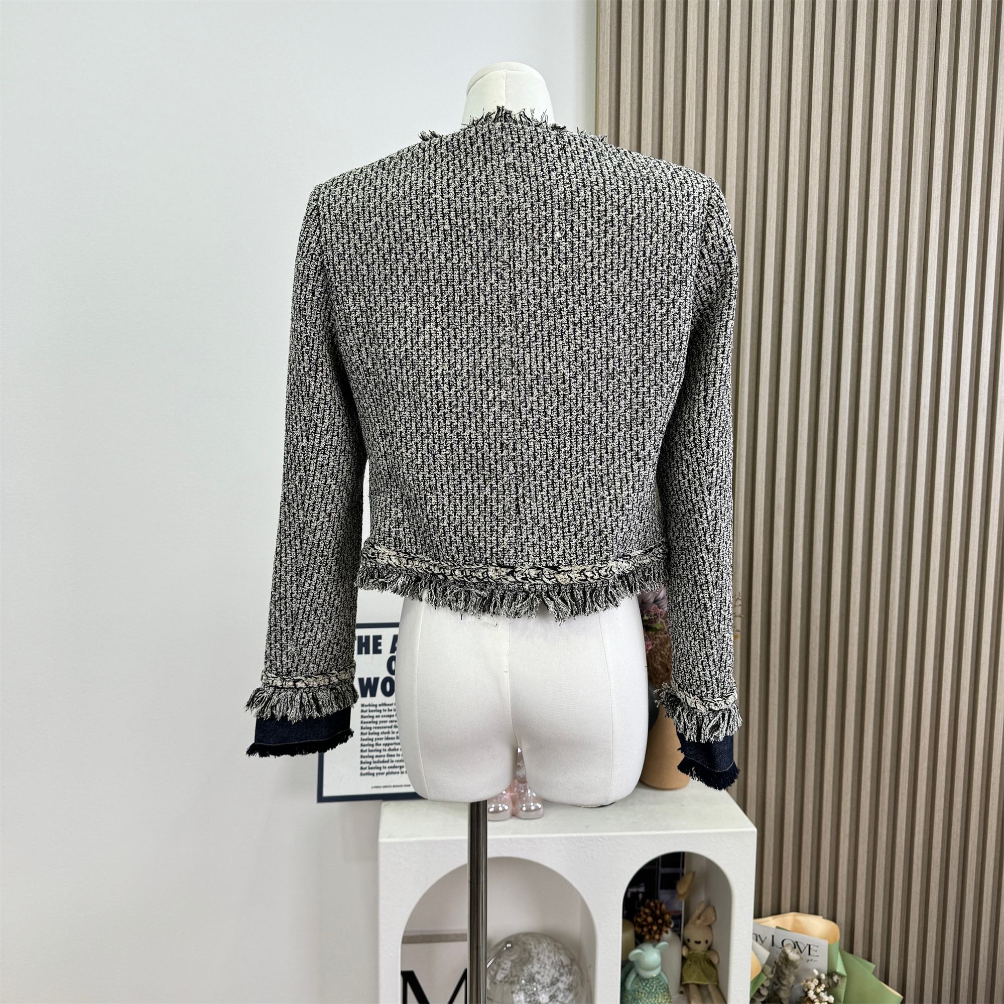 Rebellious Elegant Denim Patchwork Frayed Jacket for Women Sweet Cool Niche Vintage Top - Image 4