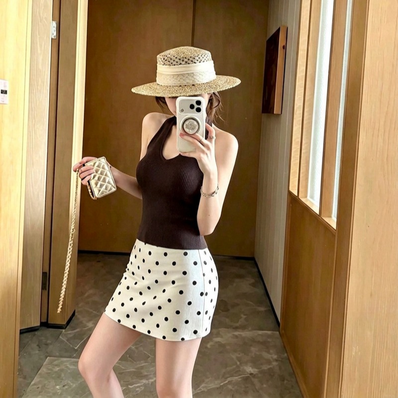 Women's Halter Neck Knit Camisole Top Slimming Fit Summer 2026 - Image 5